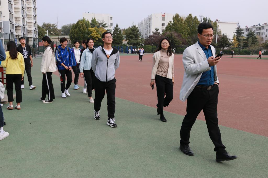 星空体育app下载